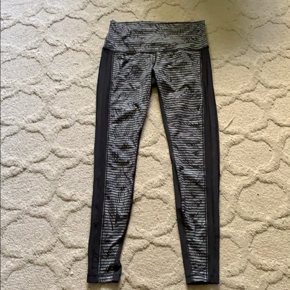 Lululemon full length pant Size 10.